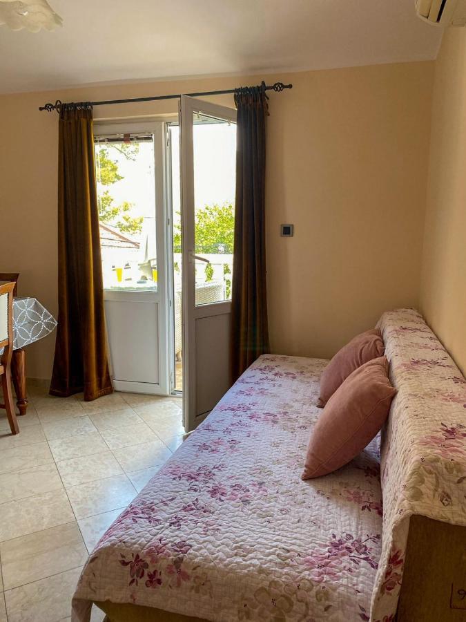 Lovely Apartment Jovan 3,With A View Of The Bay And Free Wi-Fi كوتور المظهر الخارجي الصورة